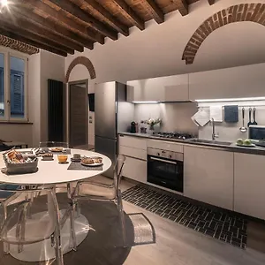  Apartment Borgo San Leonardo